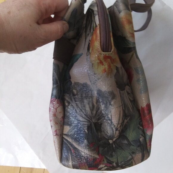 MultiSac bag with neutral background and floral print spring summer vacation - Picture 7 of 16